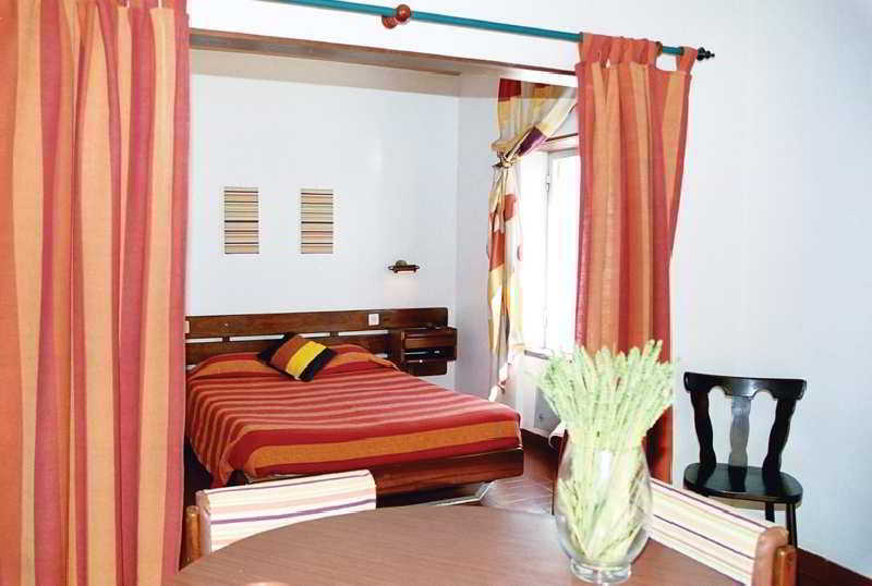 Hotel Apartamento Iate Portimao Exterior photo