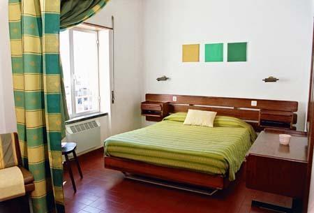 Hotel Apartamento Iate Portimao Exterior photo